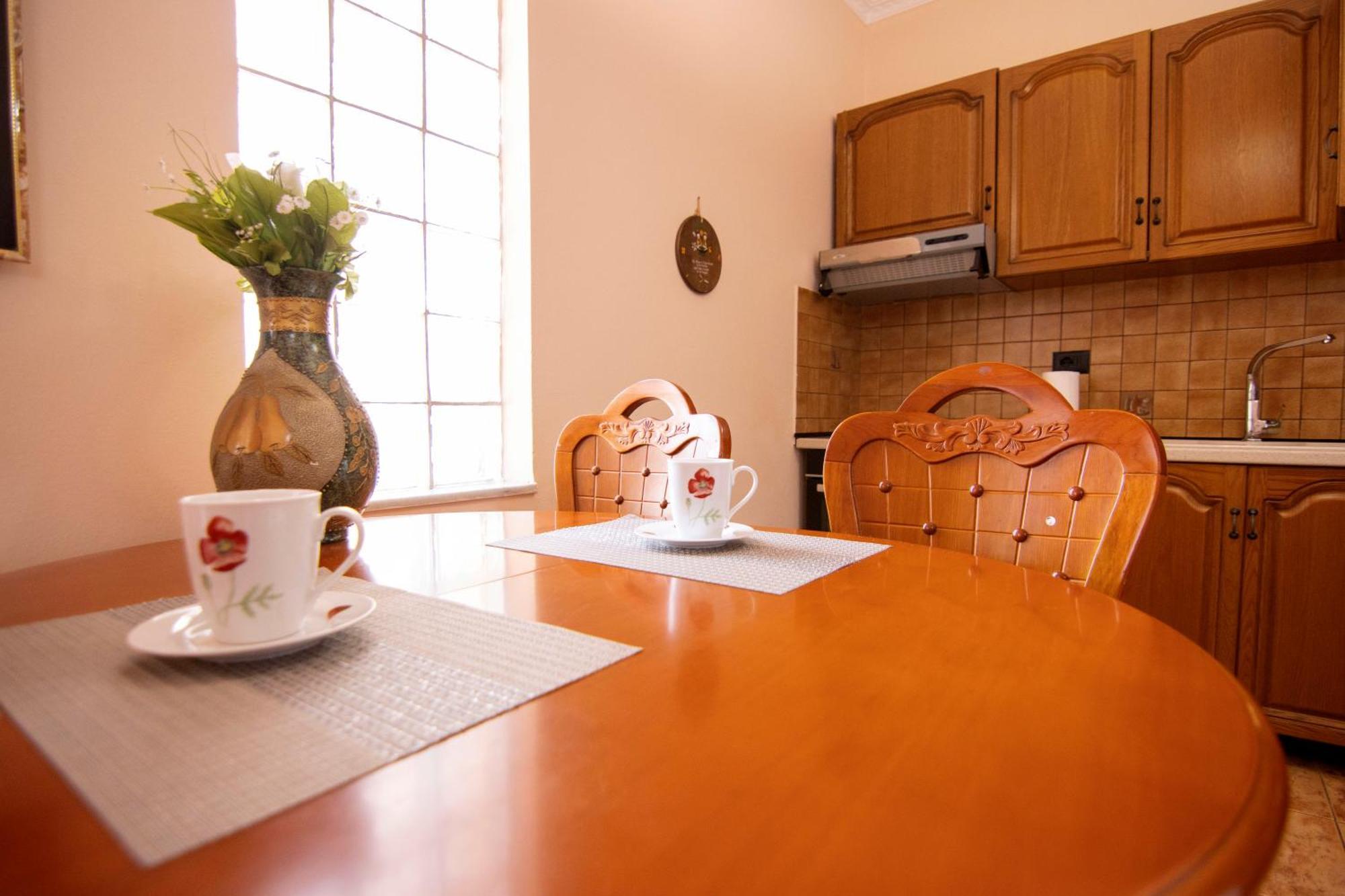 Tirana Central Apartment Екстериор снимка